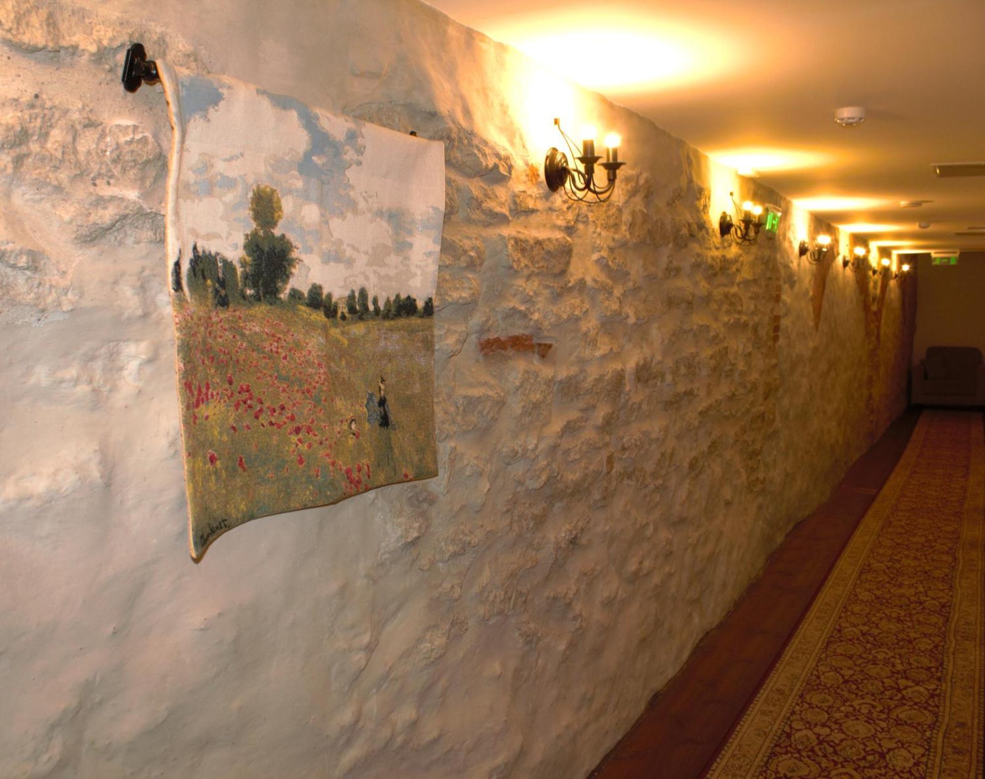 Taanilinna Hotell Tallinn Exterior foto