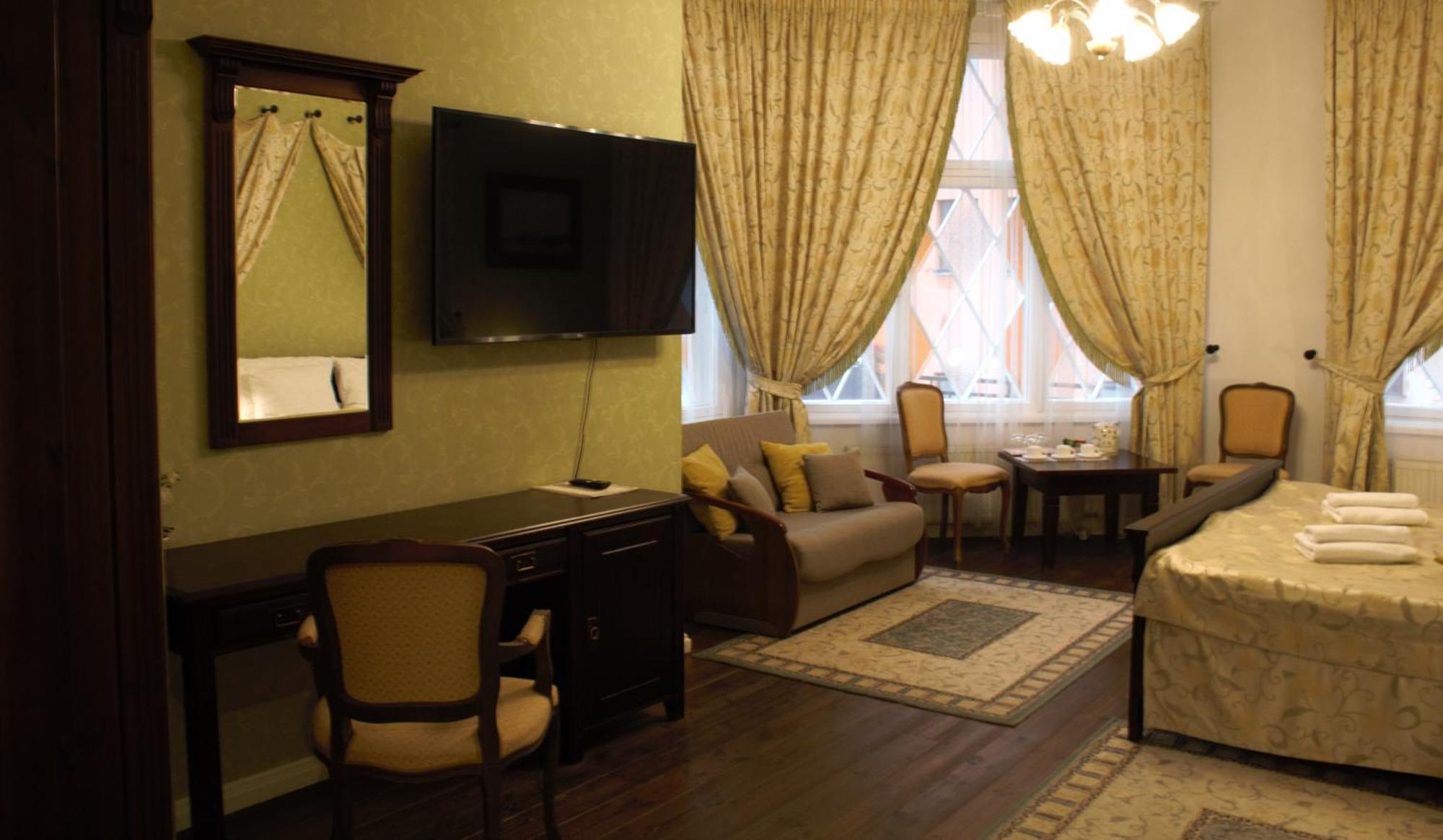 Taanilinna Hotell Tallinn Exterior foto